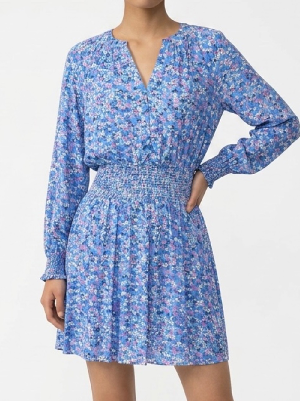NWT🤩 |•VELVET HEART•| Blue Floral Smocked Waist Long Sleeve Mini Dress Size XS